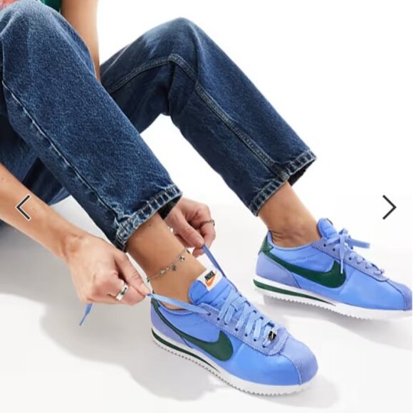 Nike Cortez Sneaker - Picture 1 of 13